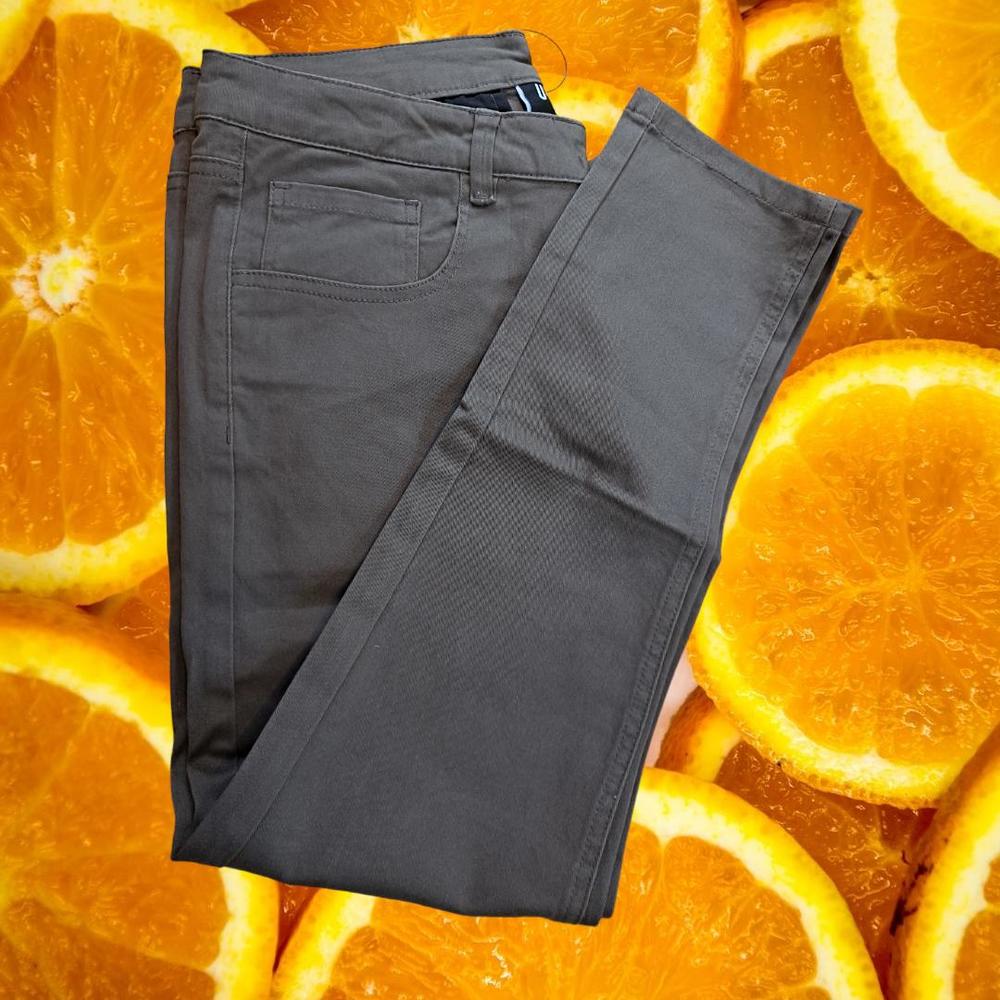 New Under 5'10' (U-510) Cacao Chino Simon 3.0 Size: 34/25 (34x25)